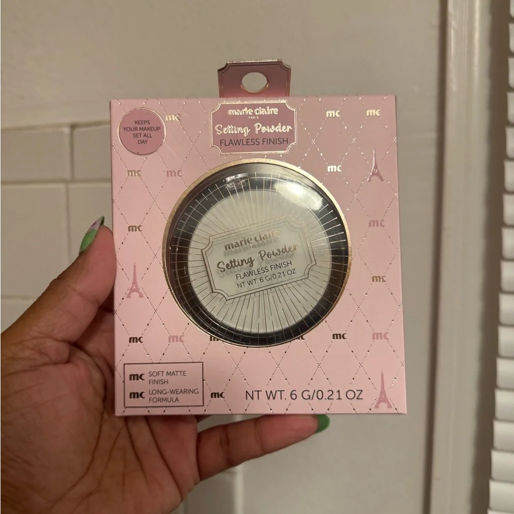 Marie Claire Setting Powder